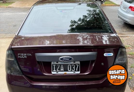 Autos - Ford Fiesta Max 1.6 rocam 2010 Nafta 125000Km - En Venta