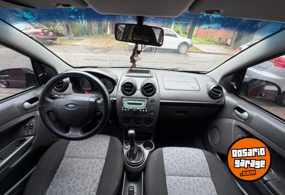 Autos - Ford Fiesta Max 1.6 rocam 2010 Nafta 125000Km - En Venta
