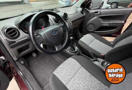 Autos - Ford Fiesta Max 1.6 rocam 2010 Nafta 125000Km - En Venta