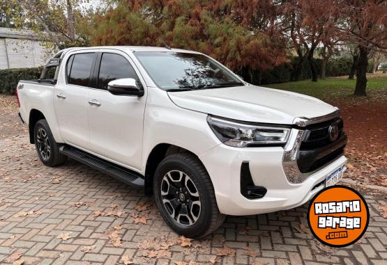 Camionetas - Toyota Hilux 4x4 DC SRX 2.8 TDI 2021 Diesel 263146Km - En Venta
