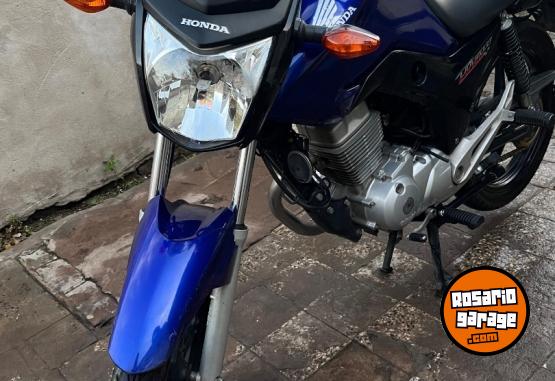 Motos - Honda New titán 2017 2017 Nafta 60000Km - En Venta