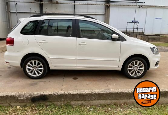 Autos - Volkswagen Suran 1.6 Trendline 2015 2015 Nafta 357000Km - En Venta