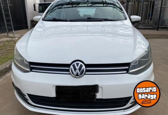Autos - Volkswagen Suran 1.6 Trendline 2015 2015 Nafta 357000Km - En Venta