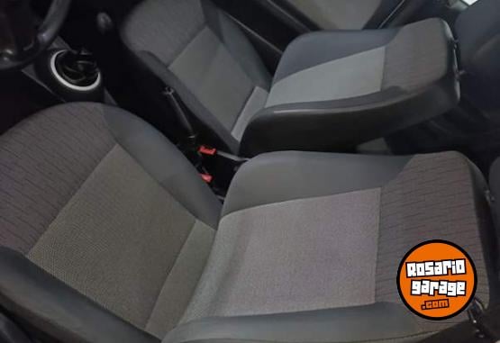 Autos - Volkswagen Gol trend 2013 Nafta 84000Km - En Venta