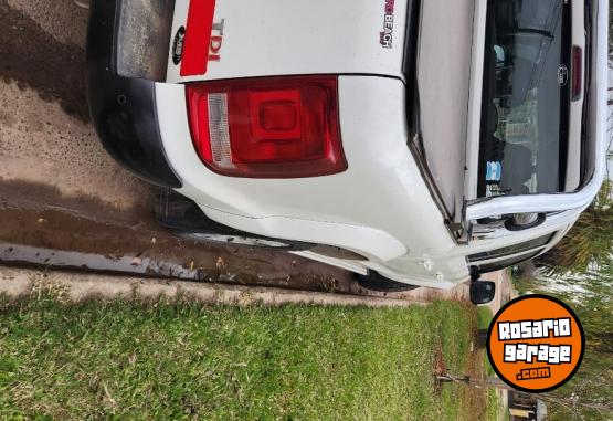 Camionetas - Volkswagen Volkswagen Amarok Confort 2017 Diesel 100000Km - En Venta