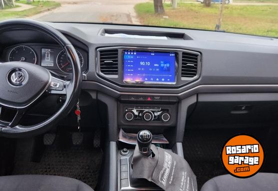 Camionetas - Volkswagen Volkswagen Amarok Confort 2017 Diesel 100000Km - En Venta