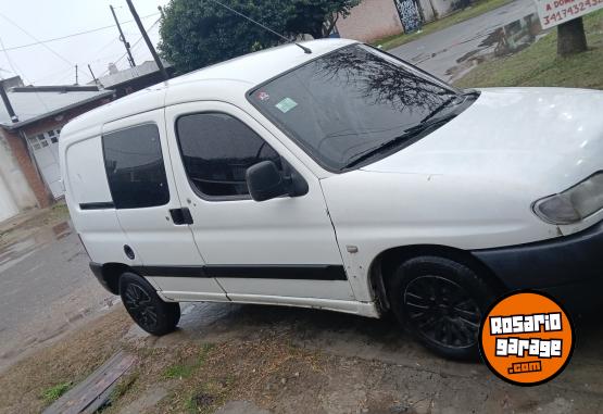Utilitarios - Peugeot Patnert 2004 Diesel 185000Km - En Venta