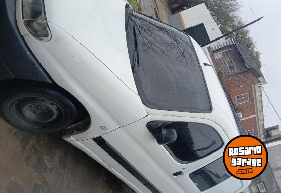 Utilitarios - Peugeot Patnert 2004 Diesel 185000Km - En Venta