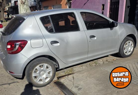 Autos - Renault Sandero 2018 GNC 110000Km - En Venta