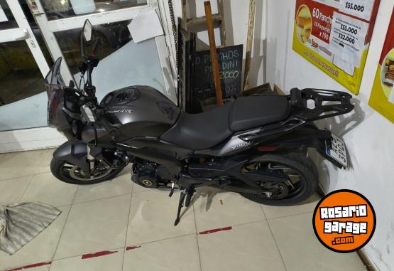 Motos - Bajaj Dominar 2025 Nafta 5000Km - En Venta