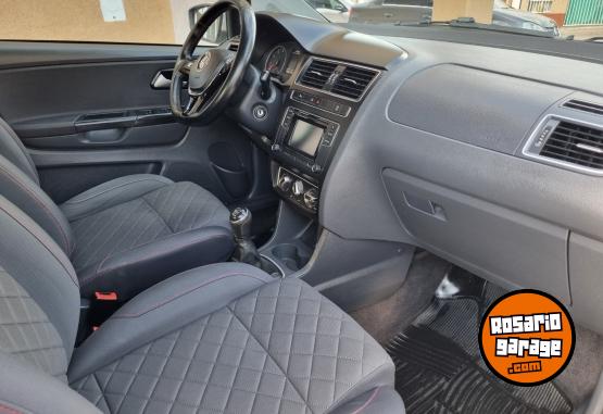 Autos - Volkswagen Suran Highline 1.6 6ta 2017 GNC 130000Km - En Venta