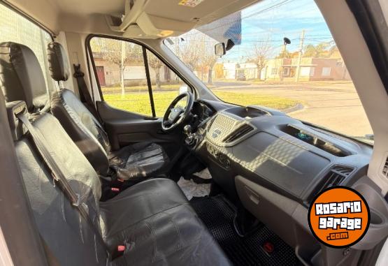 Utilitarios - Ford Transit 2021 Diesel 37500Km - En Venta