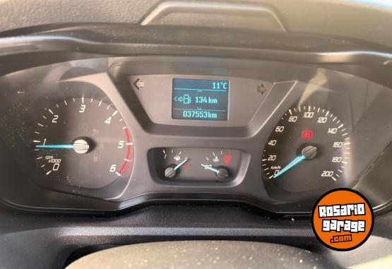 Utilitarios - Ford Transit 2021 Diesel 37500Km - En Venta