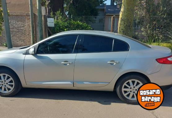 Autos - Renault Fluence dynamique 2.0 2011 Nafta 166000Km - En Venta