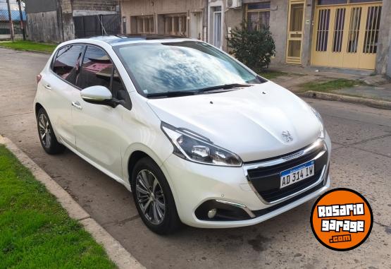 Autos - Peugeot 208 Feline 2018 Nafta 60100Km - En Venta