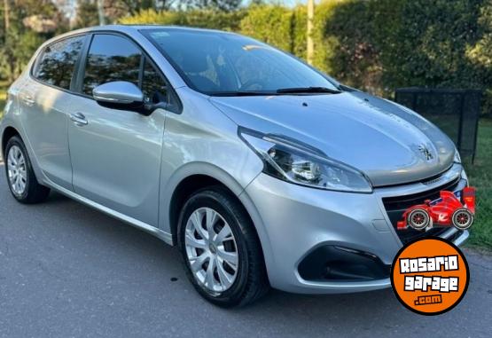 Autos - Peugeot 208 ACTIVE 2019 Nafta 74000Km - En Venta
