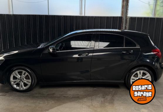 Autos - Mercedes Benz A200 2019 Nafta 88000Km - En Venta