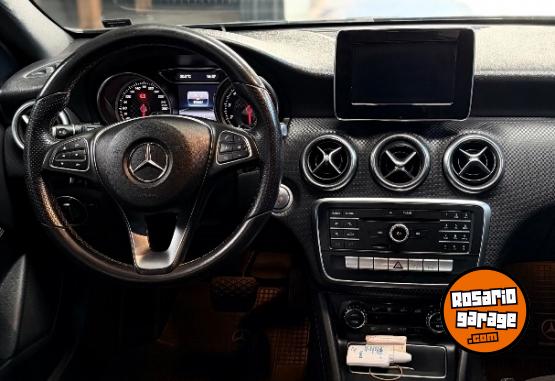 Autos - Mercedes Benz A200 2019 Nafta 88000Km - En Venta