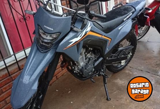 Motos - Honda XR300L 2025 Nafta 5200Km - En Venta