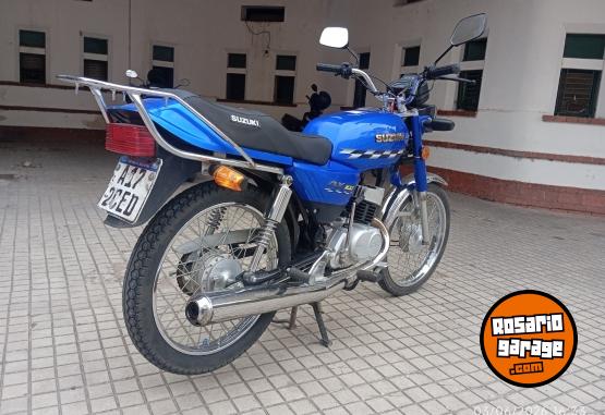Motos - Suzuki Ax 100 2022 Nafta 18500Km - En Venta