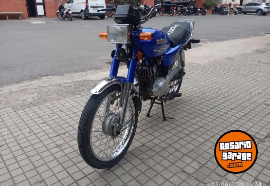 Motos - Suzuki Ax 100 2022 Nafta 18500Km - En Venta