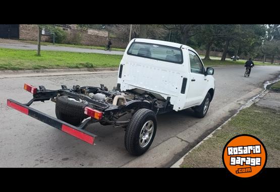 Camionetas - Toyota Hilux 2014 Diesel 300000Km - En Venta