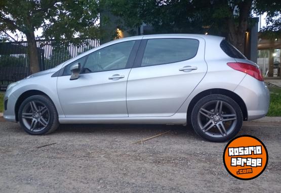 Autos - Peugeot 308 2014 Nafta 96000Km - En Venta