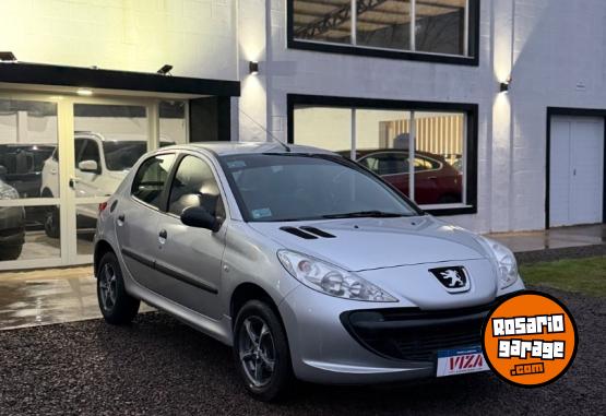 Autos - Peugeot 207 compact 2013 Nafta 70000Km - En Venta
