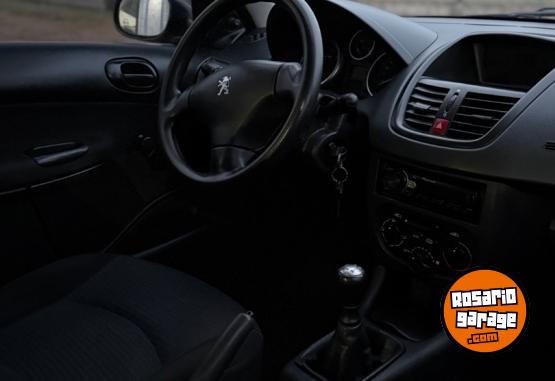 Autos - Peugeot 207 compact 2013 Nafta 70000Km - En Venta