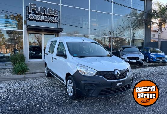 Utilitarios - Renault Kangoo II express 5AS 2023 Diesel 56000Km - En Venta