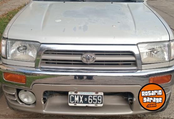 Camionetas - Toyota Hilux sw4 1999 Diesel 306000Km - En Venta