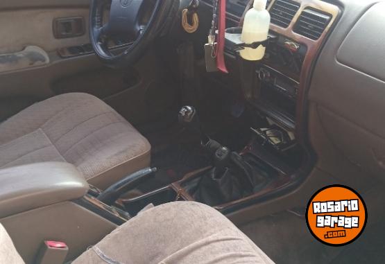 Camionetas - Toyota Hilux sw4 1999 Diesel 306000Km - En Venta