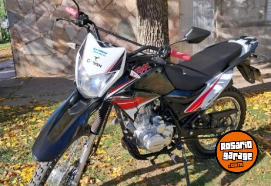 Motos - Corven Triax 150 2024 Nafta 600Km - En Venta