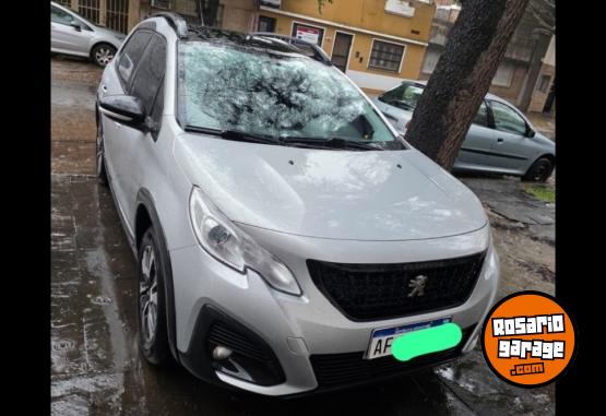 Autos - Peugeot 2008 2022 Nafta 103000Km - En Venta