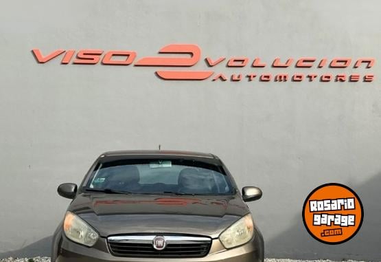 Autos - Fiat GRAND SIENA ATTRACTIVE 2013 Nafta 211000Km - En Venta