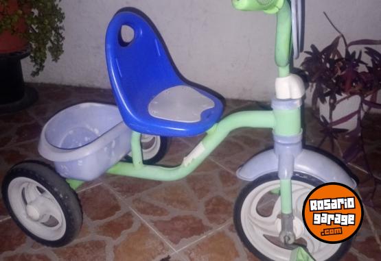 Artículos para bebé - Triciclo - En Venta