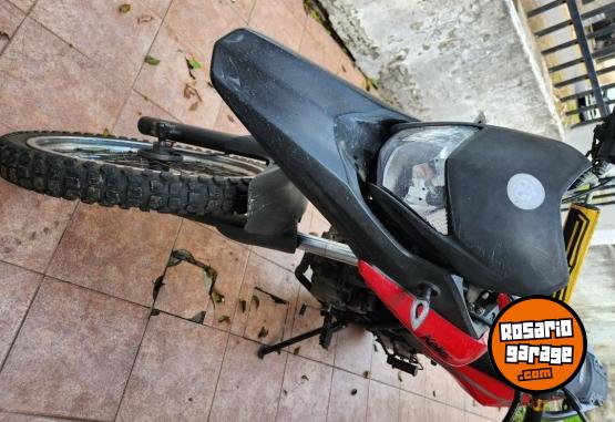 Motos - Keller Quasar 260 2015 Nafta 9400Km - En Venta