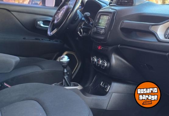 Camionetas - Jeep Renegade 2016 Nafta 148000Km - En Venta