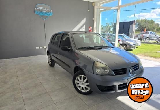 Autos - Renault Clio authentiq pack 2 2012 Nafta 108000Km - En Venta