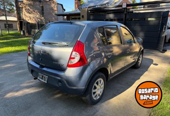 Autos - Renault Sandero 2010 Nafta 113000Km - En Venta