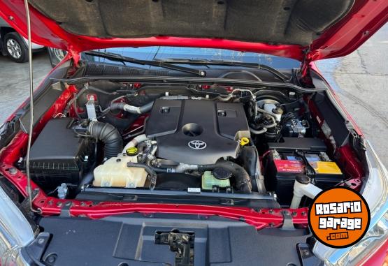 Camionetas - Toyota Hilux srv 2.8 tdi 2017 Diesel 139000Km - En Venta