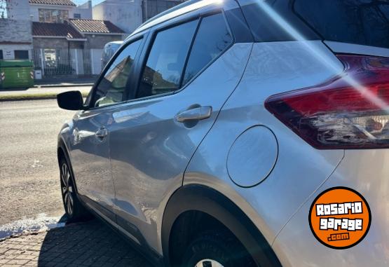 Utilitarios - Nissan Kicks 2020 Nafta 120000Km - En Venta