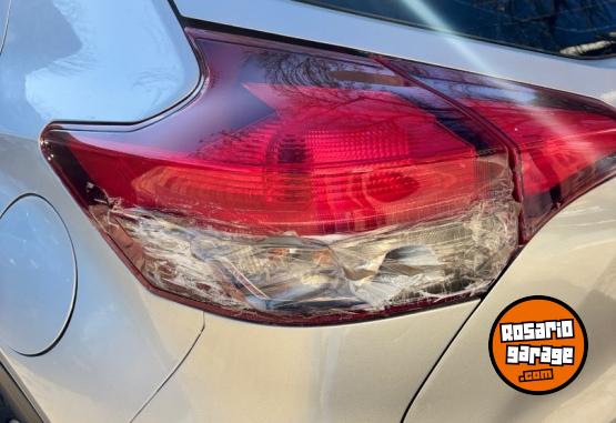 Utilitarios - Nissan Kicks 2020 Nafta 120000Km - En Venta