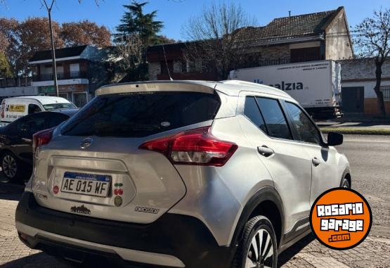 Utilitarios - Nissan Kicks 2020 Nafta 120000Km - En Venta