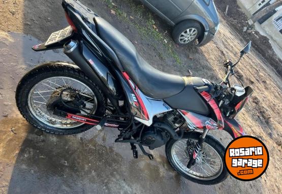 Motos - Zanella ZR 250 2016 Nafta 30000Km - En Venta