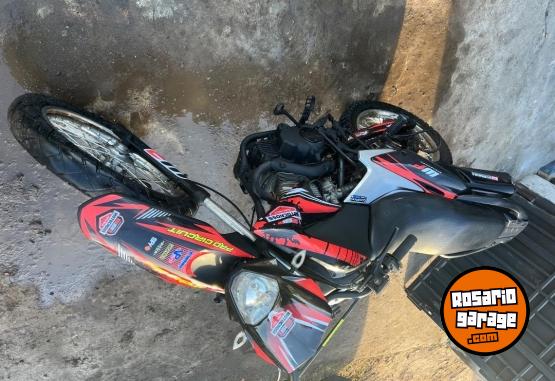Motos - Zanella ZR 250 2016 Nafta 30000Km - En Venta