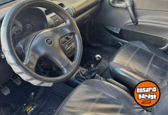 Autos - Chevrolet Classic 2006 Nafta 143000Km - En Venta