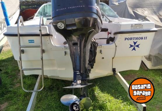 Embarcaciones - Trucker Electra 560 con motor Mercury 115HP Optimax (año 2013) - En Venta