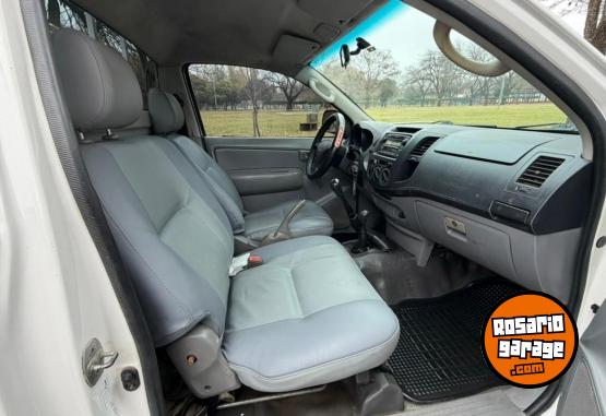 Camionetas - Toyota Hilux 2006 Diesel 305000Km - En Venta