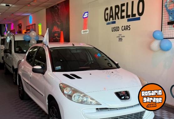 Autos - Peugeot 207 Compact 1.4 2013 Nafta 94000Km - En Venta